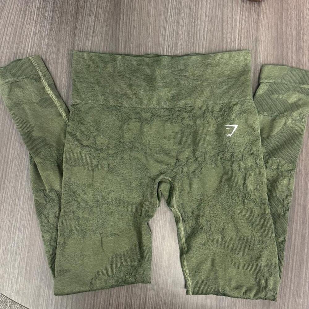 Gymshark green leggings size s